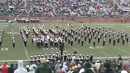 Party Rock Anthem de LMFAO par une fanfare