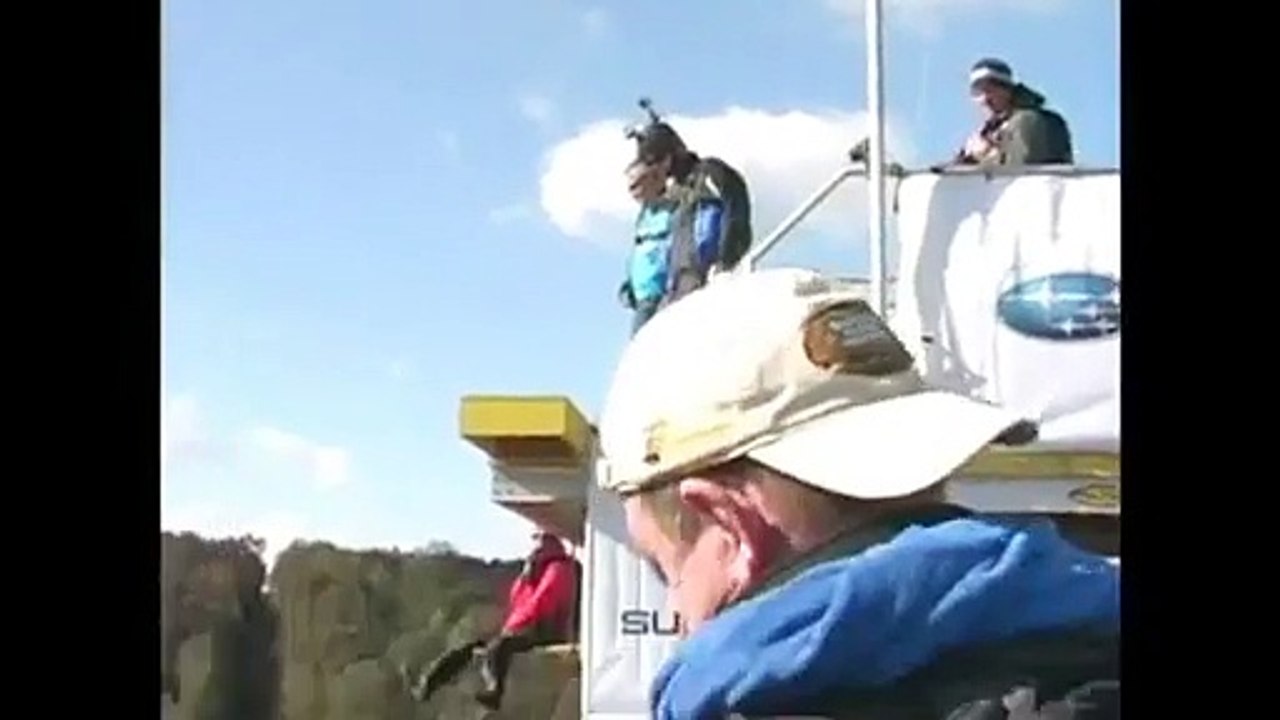 Super jolie chute en wingsuit ça fait mal!