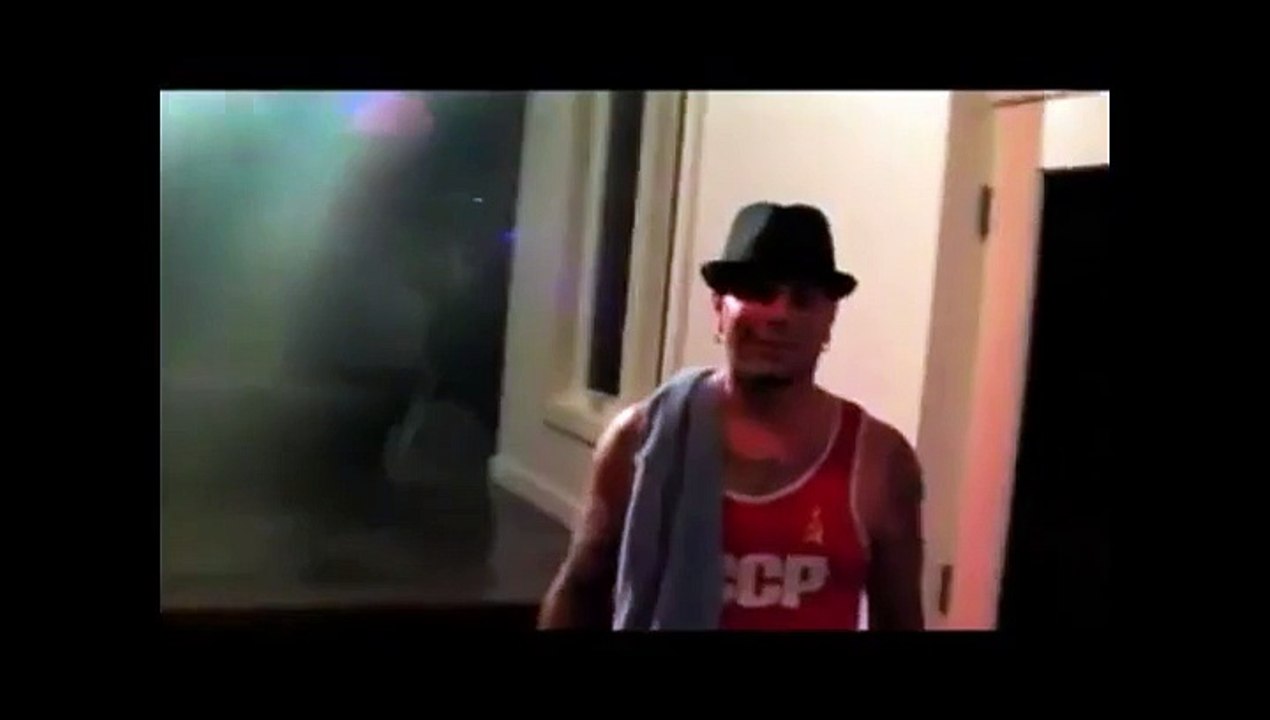 Elle se prend les pales en pleine figure