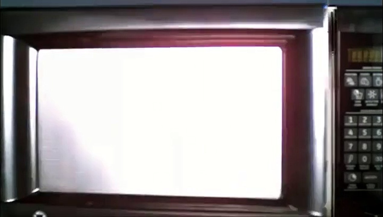 Les vrais danger du micro-onde!!! OMG