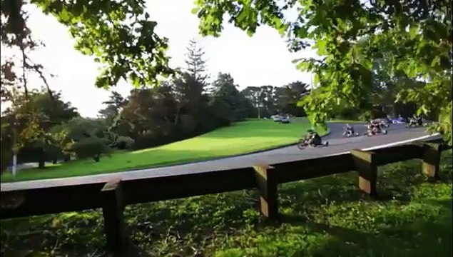 Des riders complètement dingues en tricycle