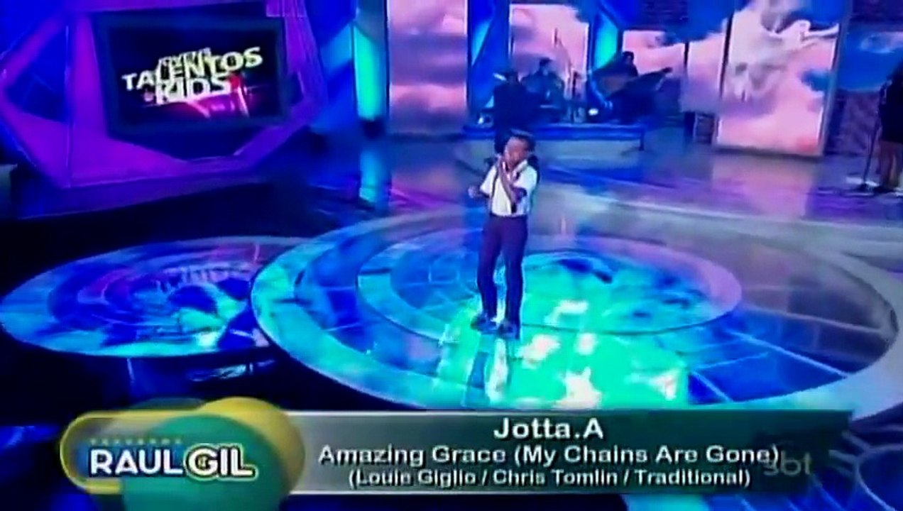 Brazilians Got Talent 2011 - Amazing Grace - Jotta A - The Best Kids