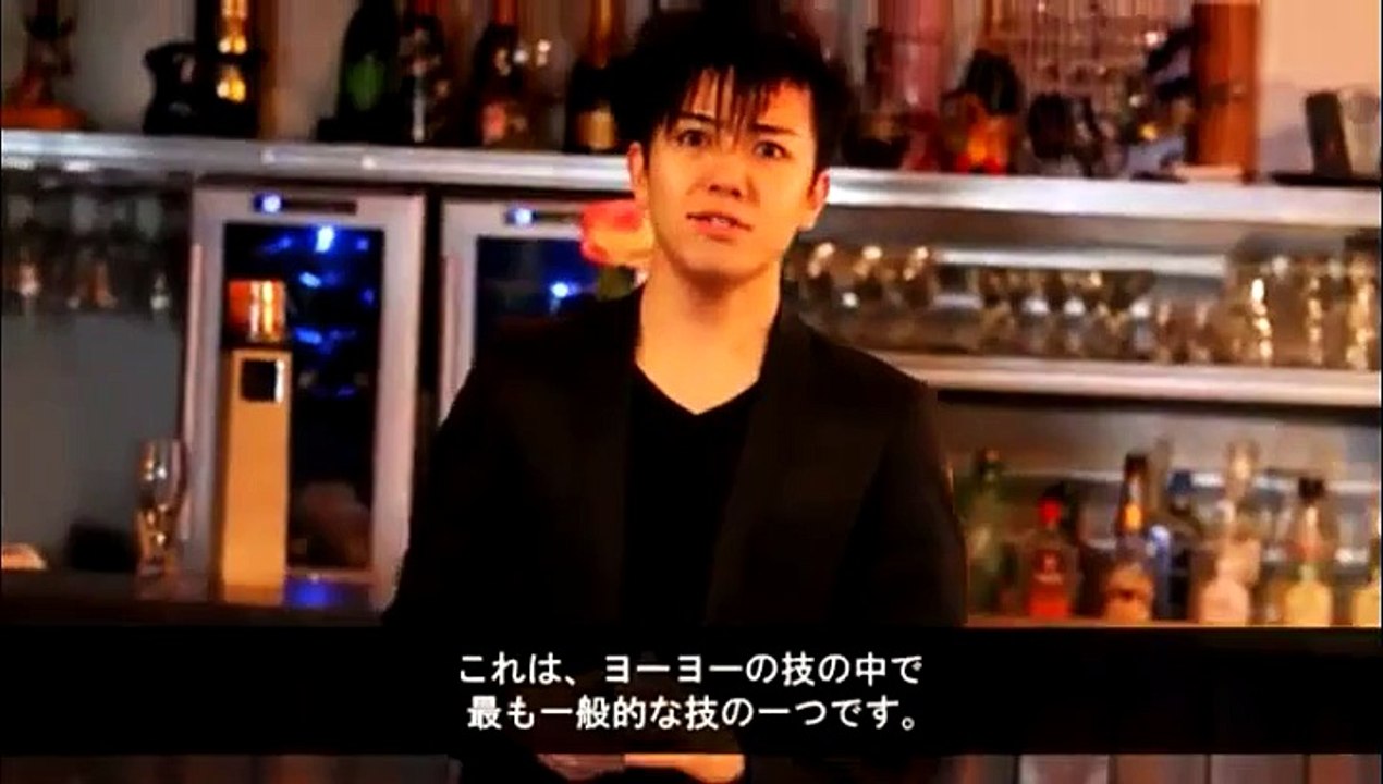 Enlever une nappe avec un yoyo. Trop fort!