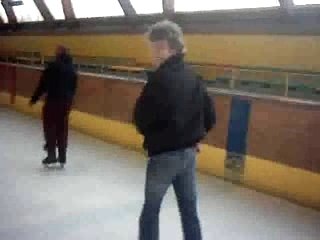 Tour de patinoire + 2 gamelles