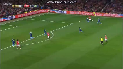 Januzaj yellow for diving