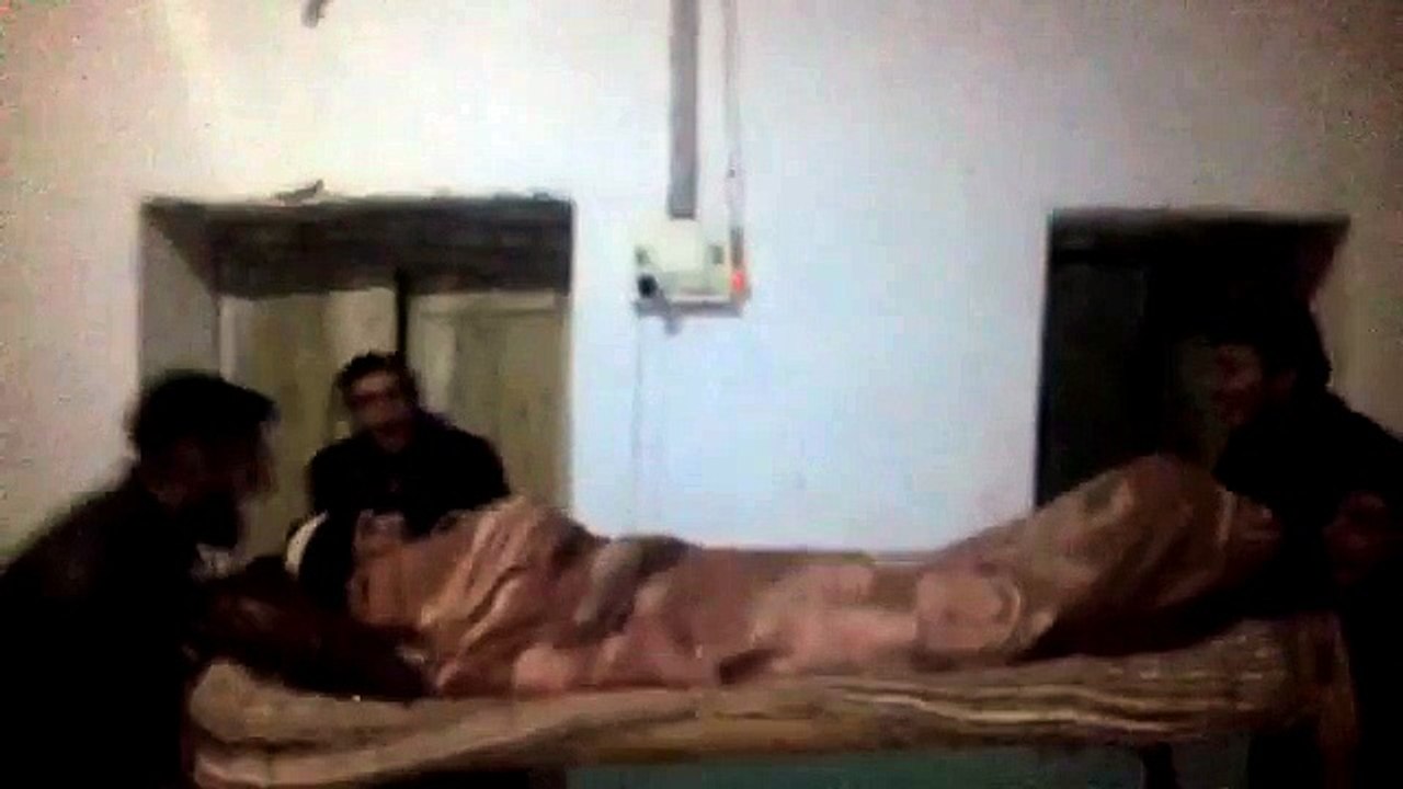 white mama wali khattak