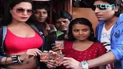 Veena Malik Caught In Red Light Area!.mp4