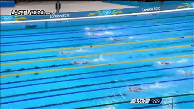 Camille Muffat remporte la médaille d'or sur 400m nage libre aux JO de Londres en 2012