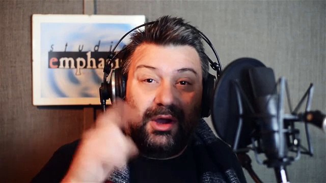 Ματθαίος Γιαννούλης - Αντώνης Γαμπιεράκης | Εχω να ρίξω γέλιο | Greek- face (hellenicᴴᴰ video clips