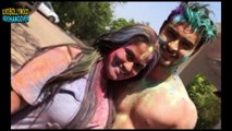 Salman Khan goes SHIRTLESS for Holi Party 2015