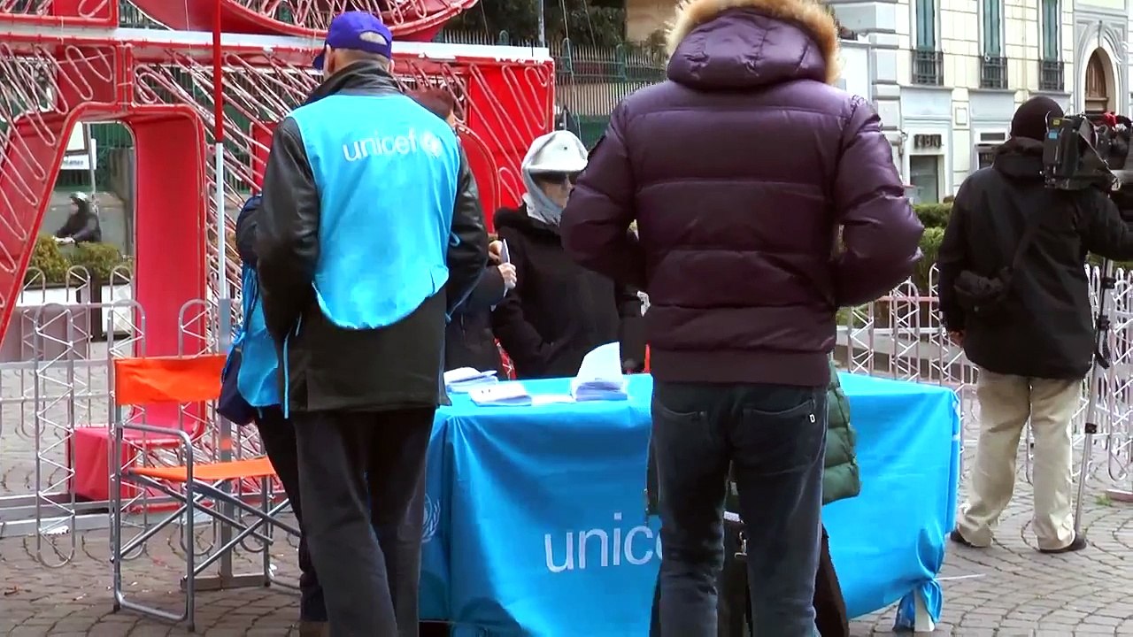 Napoli - Affido familiare, via alla campagna di informazione (09.03.15)