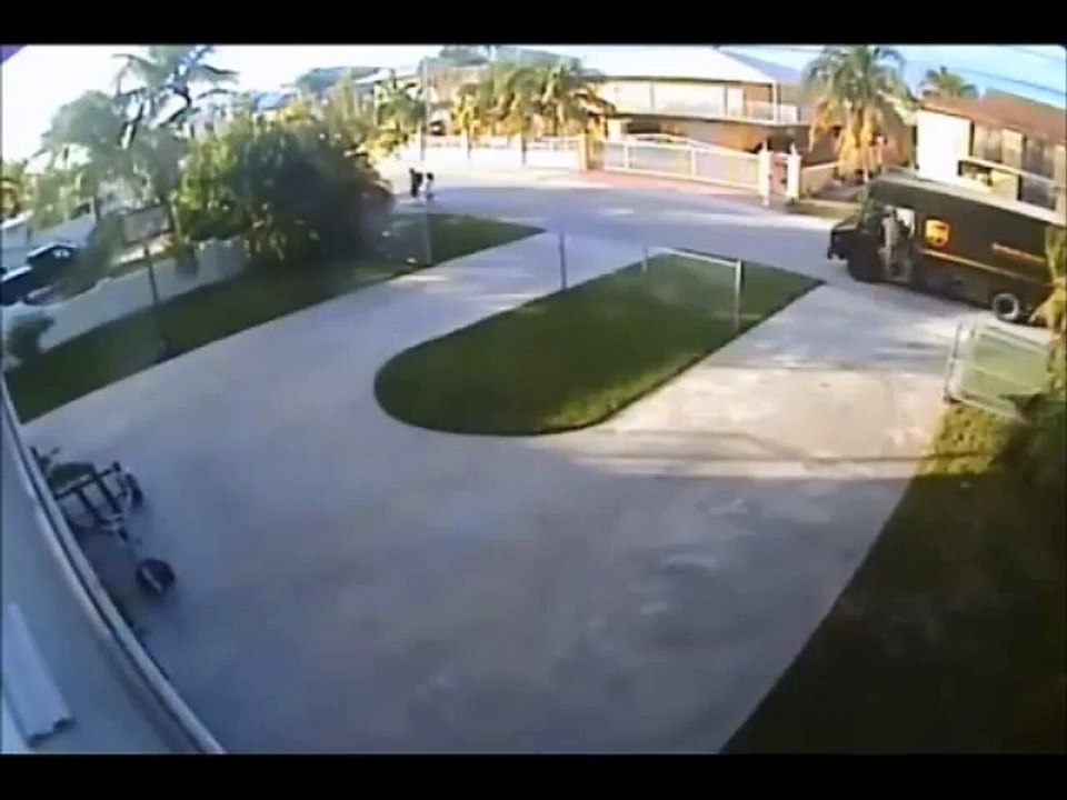 Les pires livreurs de colis de l'histoire de la livraison ! Scandaleux !!!