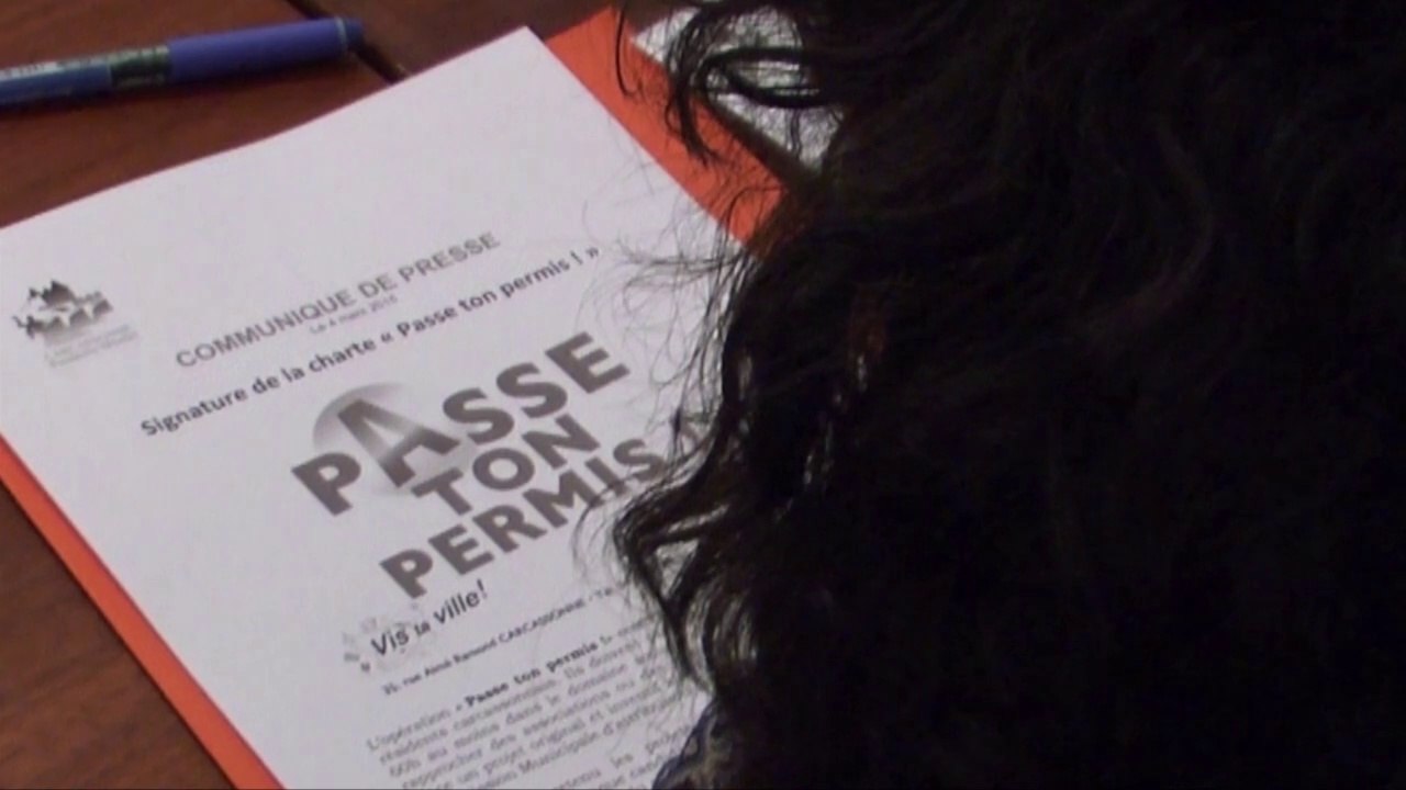 La ville de Carcassonne aide les jeunes à financer leur permis de conduire :