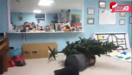 Les cascades diverses de Noël qui courent à l'échec...