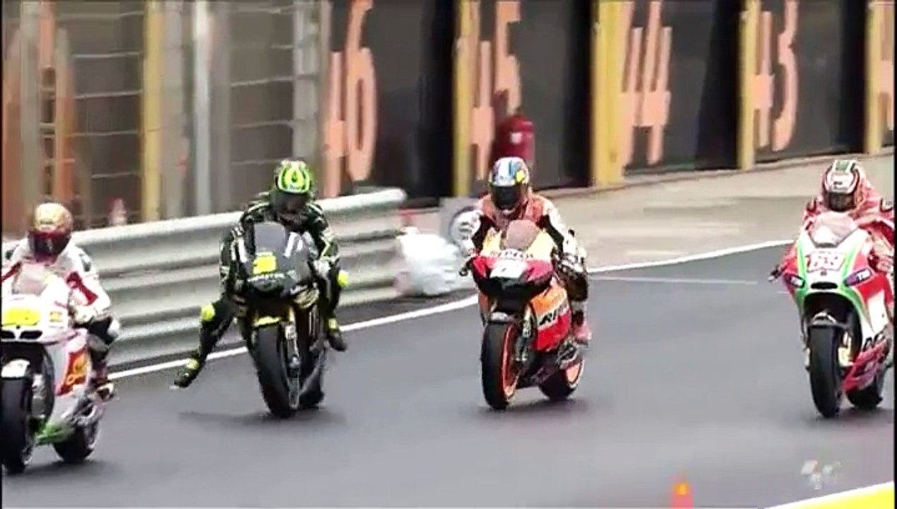 Les plus beaux sauvetages de Moto Gp 2012