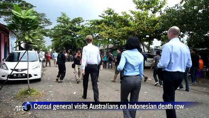 Australian consul general visits men on Indonesian death row