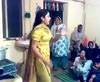 Kitchen dancing bold girl with in Pashto song home made video