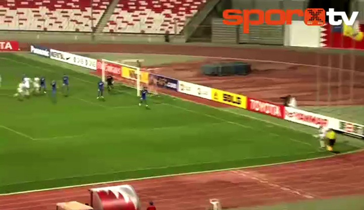 Son dakikada kornerden direkt gol!