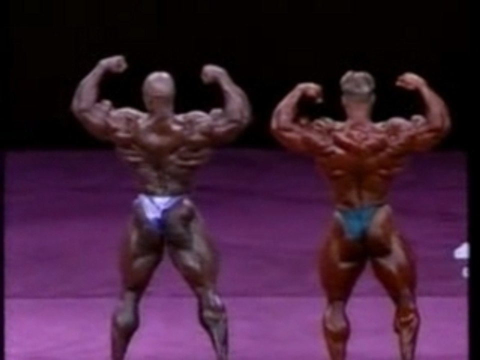 Ronnie vs Jay - 2001 Olympia Prejudging
