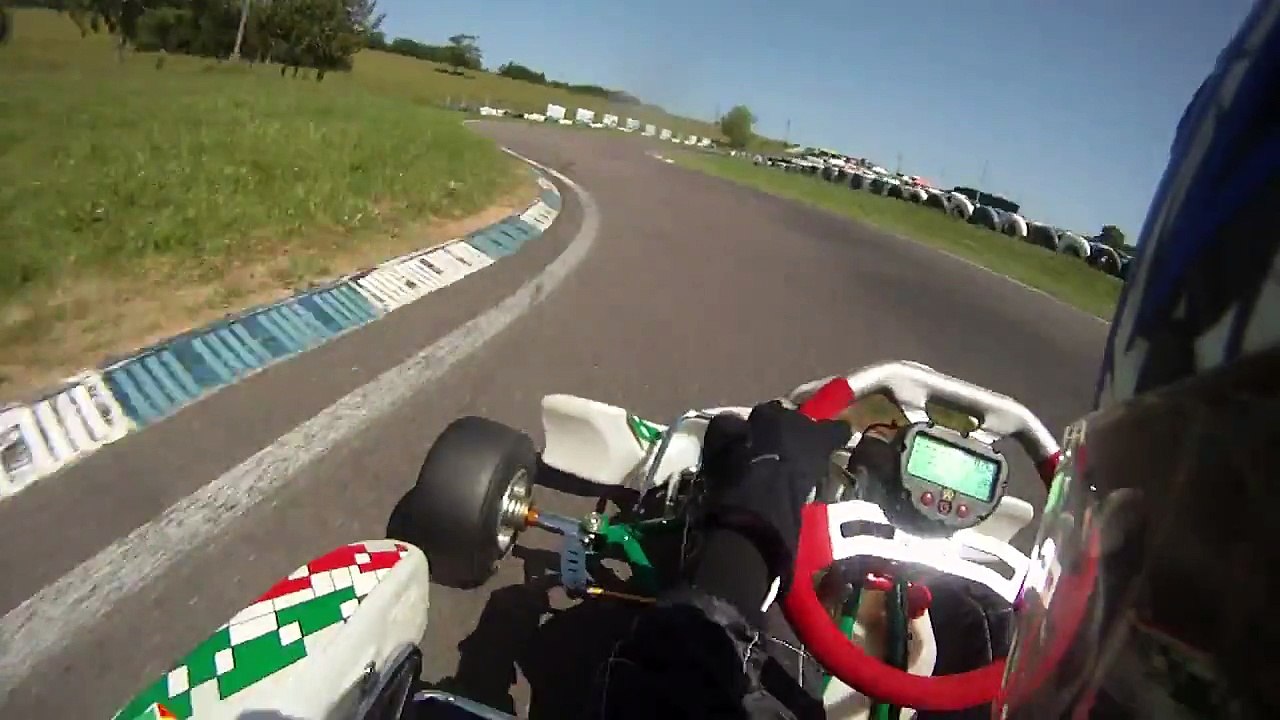 Roulage Pusey le 08-06-14 avec le kart de Sylvain Run 1 (720p)