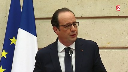 François Hollande réagit au crash en Argentine