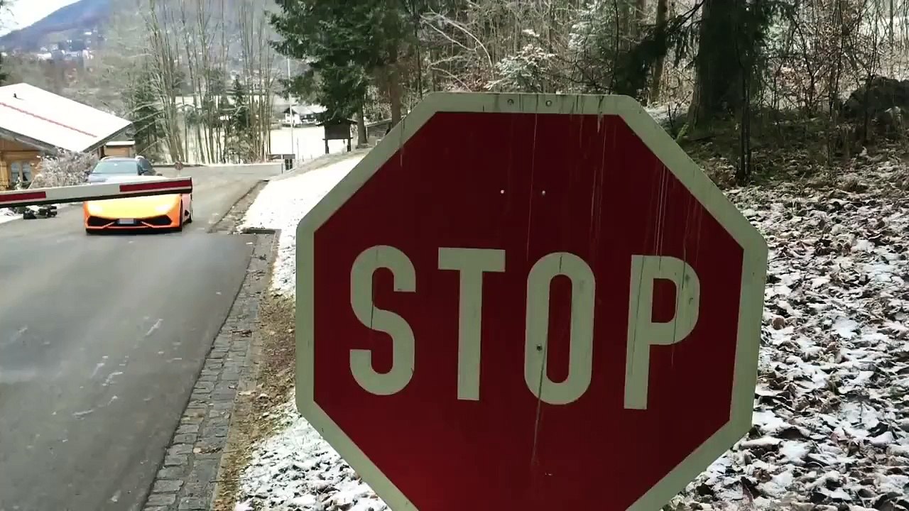 Pourquoi les Lamborghini ne payent pas le parking