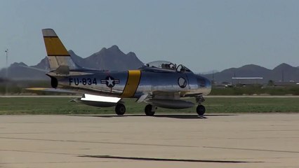 F-22 and Old Plane Flying Together at Same Speed ! F-86 Sabre Jet, P-51 Mustang and P-47 Thunderbolt