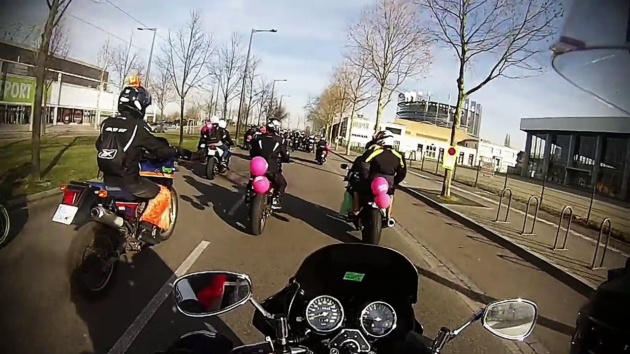 toutes à moto !