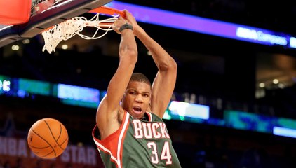Giannis Antetokounmpo's Monstrous Spinning Slam vs. Pelicans