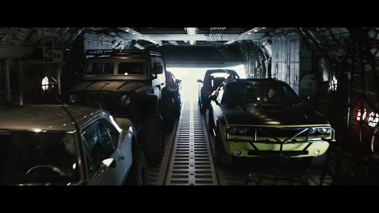 Fast & Furious 7 - Extended First Look