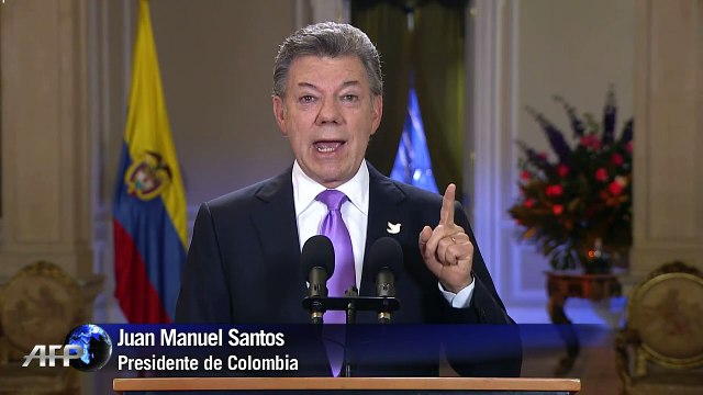 Santos anuncia cese de bombardeos a las FARC