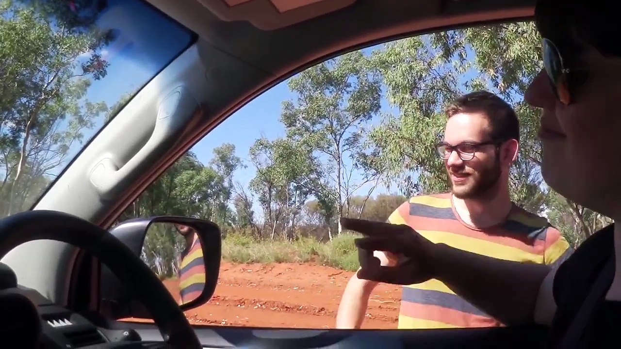 AustraliYEAH #13 - Schuhe weg, Meteorite & more