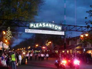 2015: NEW YEARS PARADE PLEASANTON  005 P1070108