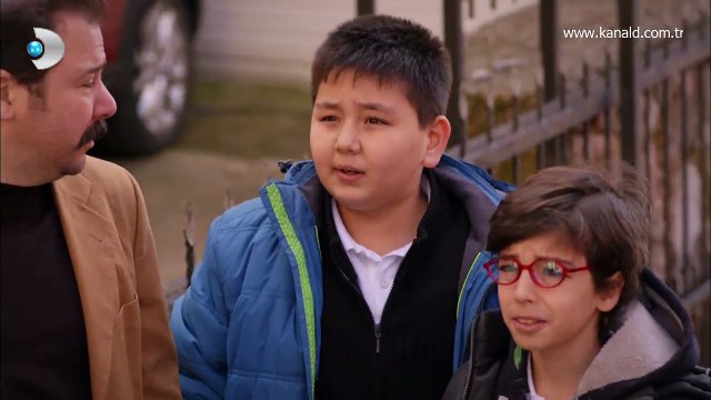 Küçük Ağa 49.Bölüm - Sinem kalp krizi mi geçiriyor!