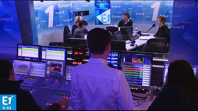Najat Vallaud Belkacem répond aux auditeurs d'Europe 1