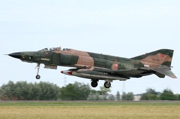 "Tabut Uçak" Diye Adlandırılan RF-4E Uçakları Uçuştan Çekiliyor