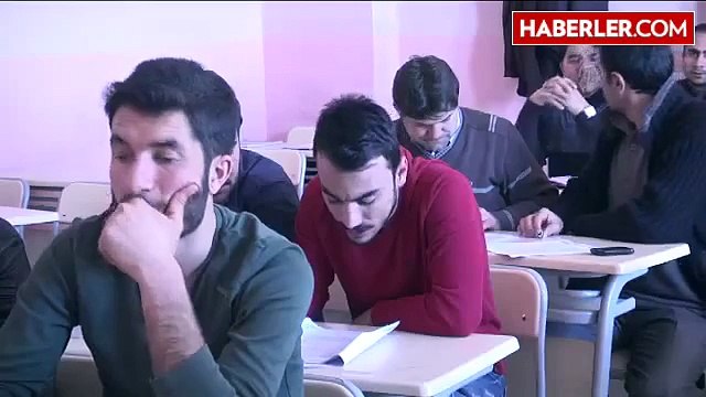 İlahiyatta Kürtçe Seçmeli Ders