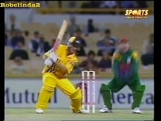 When bowler gets ANGRY on Umpire