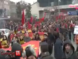 Berkin anmasına polisten TOMA ve gaz bombalı müdahale