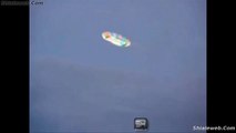 IMPRESIONANTE OVNI UFO PLATILLO MULTICOLOR BRILLANTE LUMINOSO VOLANDO SOBRE LAS PLAYAS DE ENSENADA BAJA CALIFORNIA MEXICO MARZO 2015