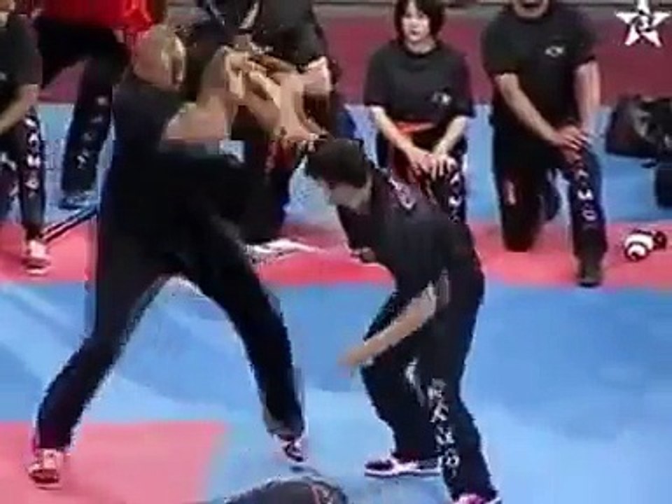 techniques de self defense KRAV MAGA