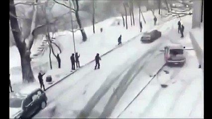 Putain ce mec c'est superman ... regardez !