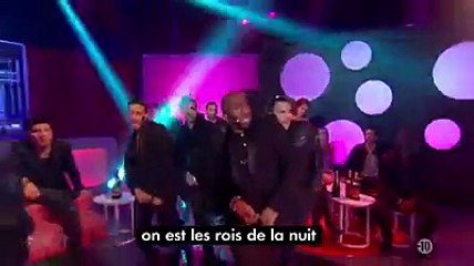 Vidéo géniale ! Des dizaines d'acteur chantent le foot en direct ! MDR !