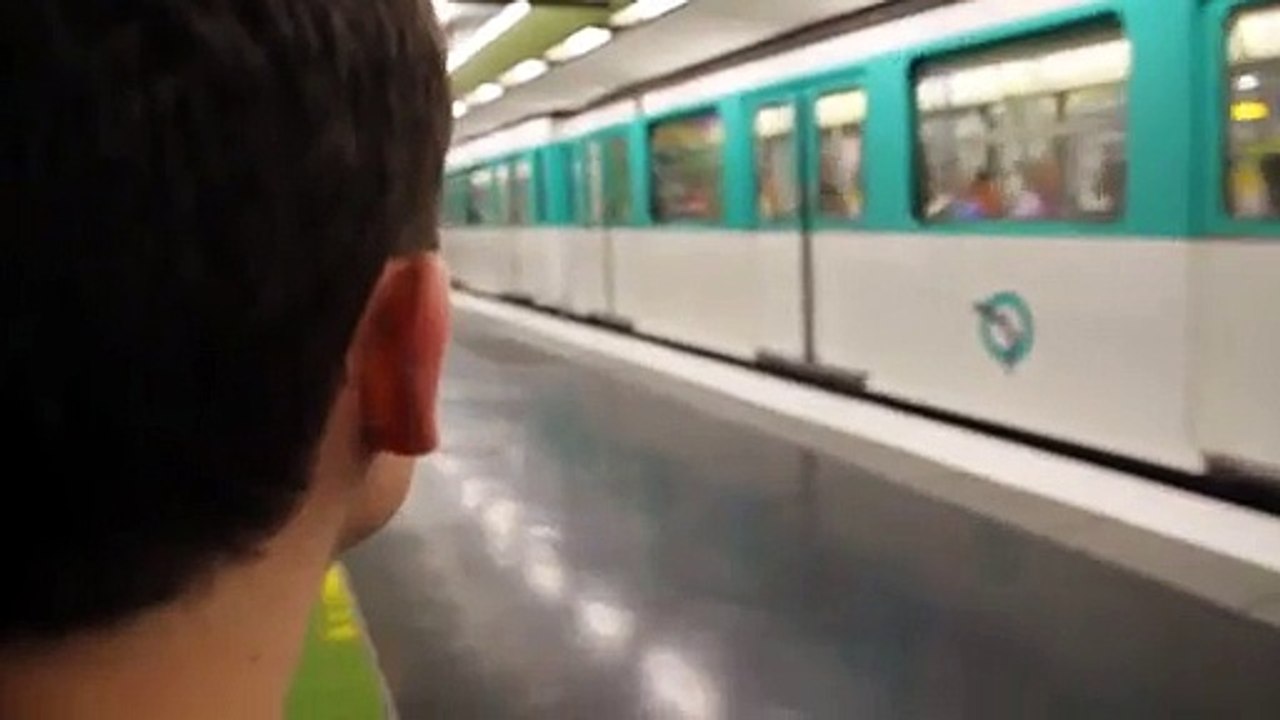 Vers un prototype de bracelet projetant un téléphone ou une tablette sur la peau ! Qu'en pensez-vous ?