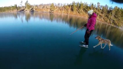 Faire du patin à glace sur un lac transparent ! Totalement insolite !
