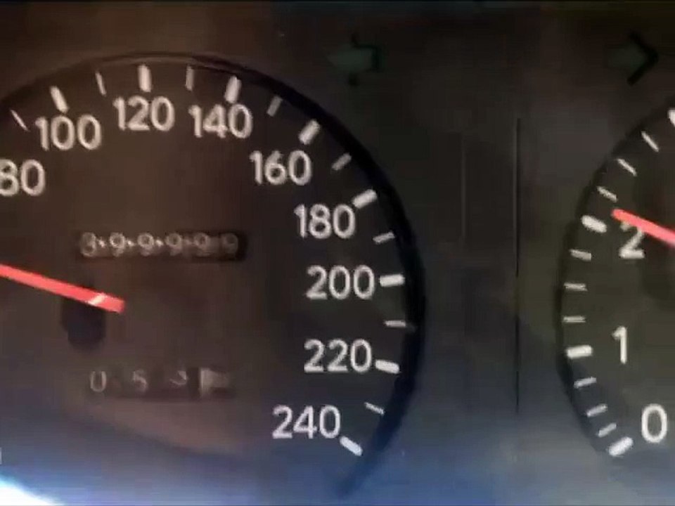 Passer les 400 000 kms avec sa voiture ca se fête ... en délire total ! MDR !
