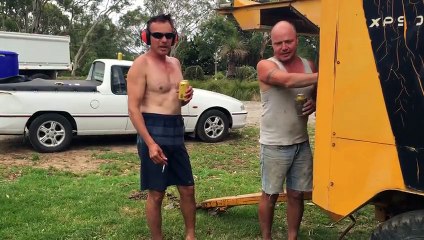 Challenge FAIL : Boire sa bière devant un compresseur très puissant !