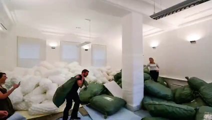 Ce studio a été transformé en terrain de jeu géant ! Totalement délirant !