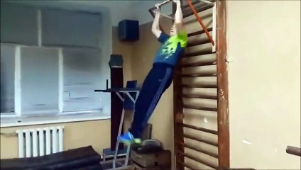 A 80 ans, ce mec va vous rendre jaloux ! Sauriez-vous l'égaler ?