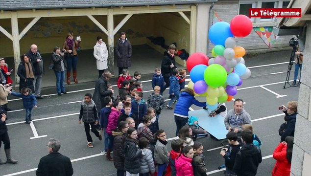 Sizun (29). École Saint-Vincent : décollage... presque réussi pour la montgolfière !